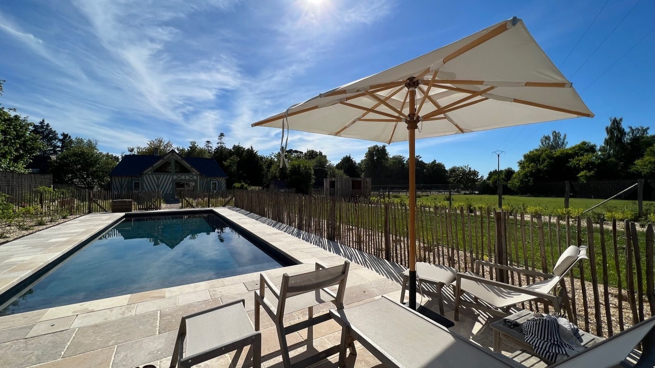 Photo of Outdoor in Fiquefleur-Equainville