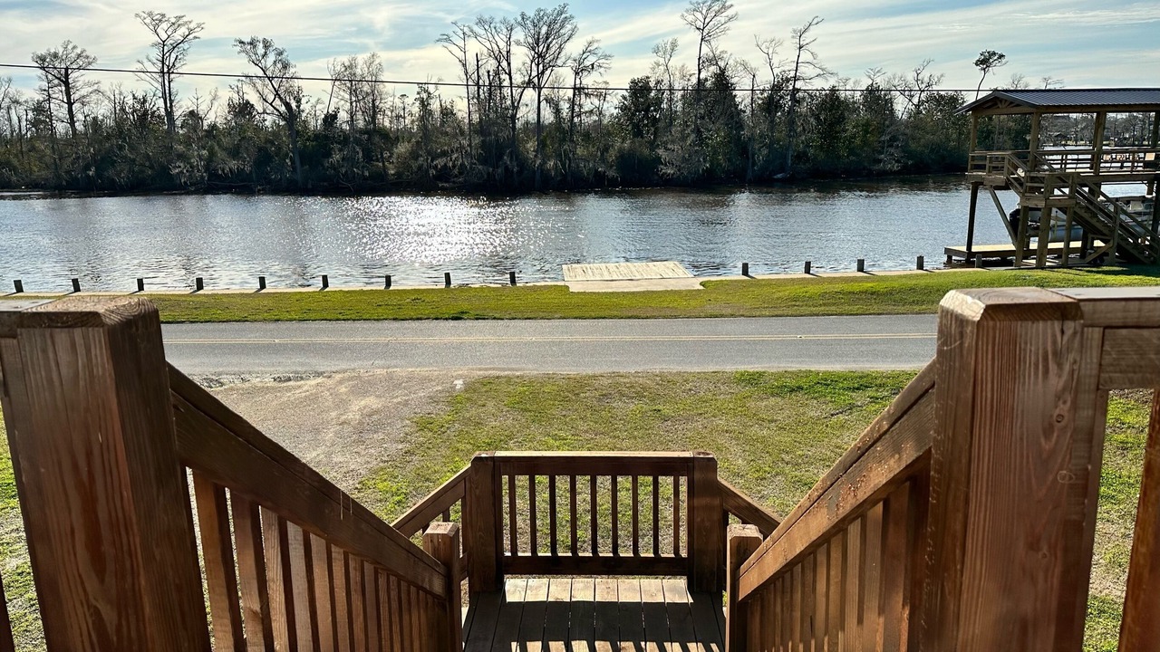 Photo of Outdoor in Moss Bluff