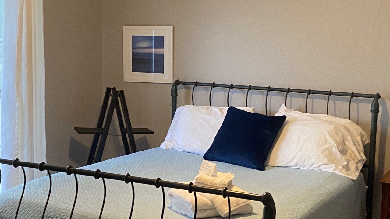 Photo of Bedroom in McQueeney
