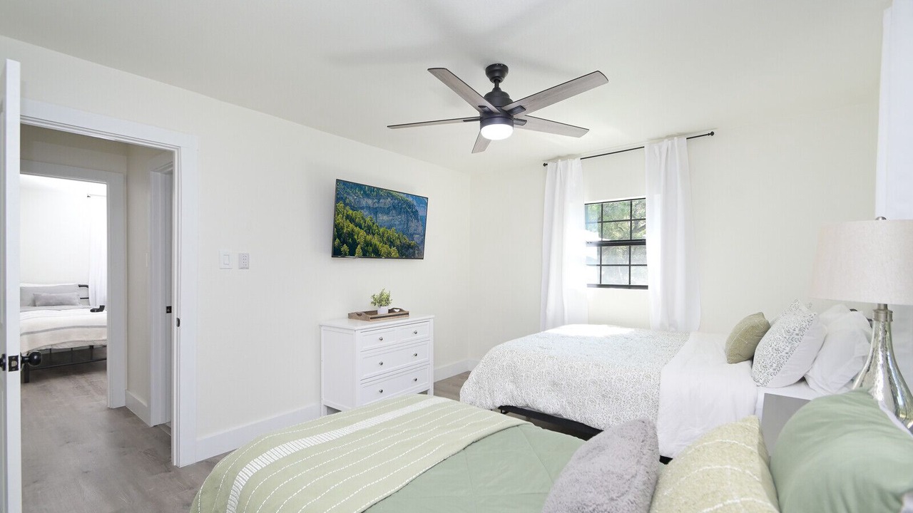 Photo of Bedroom in Cross Mountain