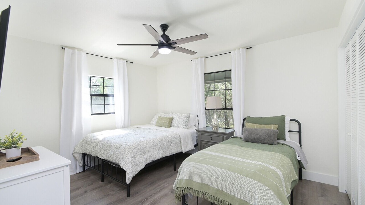 Photo of Bedroom in Cross Mountain