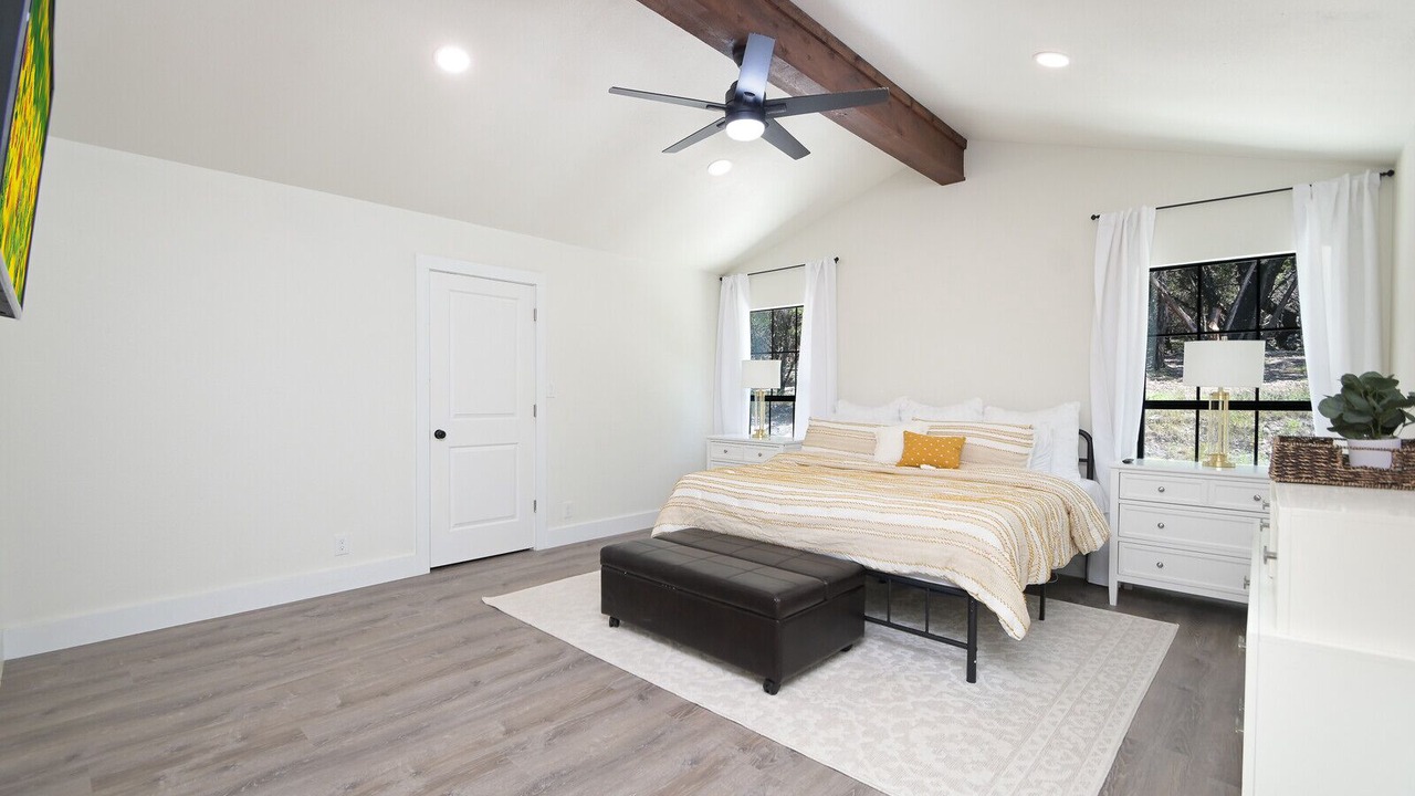 Photo of Bedroom in Cross Mountain