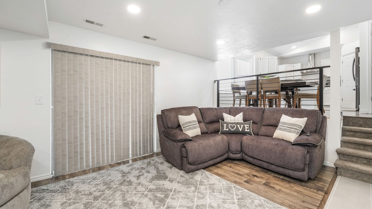 Photo of Livingroom in West Valley City