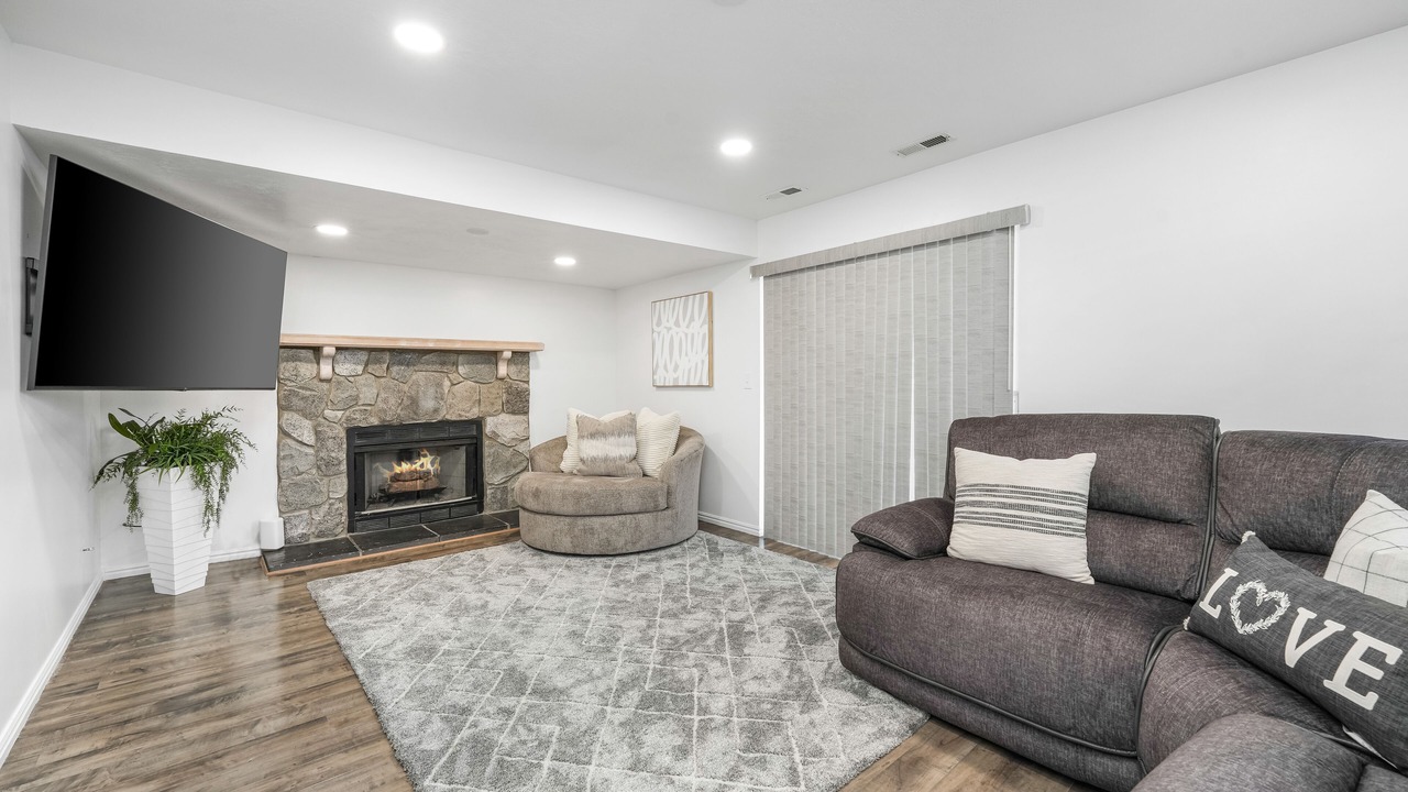Photo of Livingroom in West Valley City