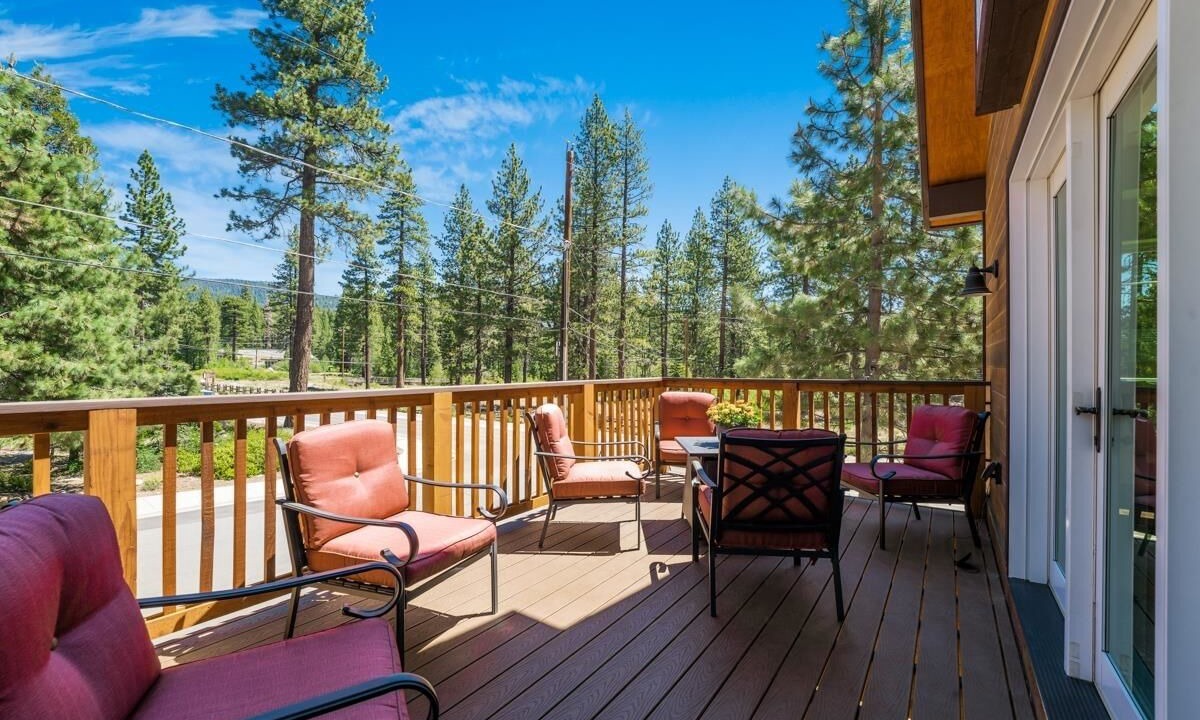 Photo of Patio Balcony in Tahoe Vista