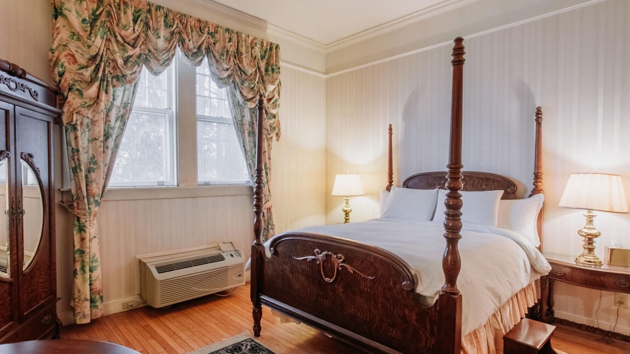 Photo of Bedroom in Bennington