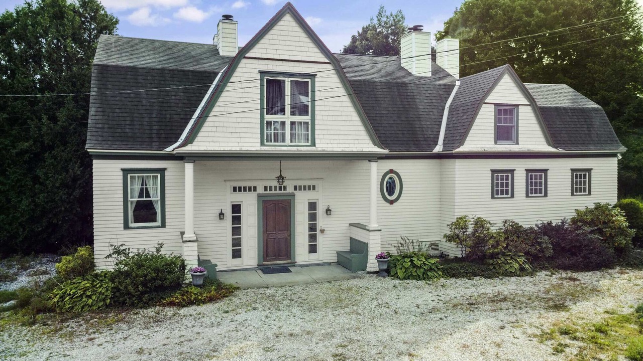 Photo of Others in Bennington