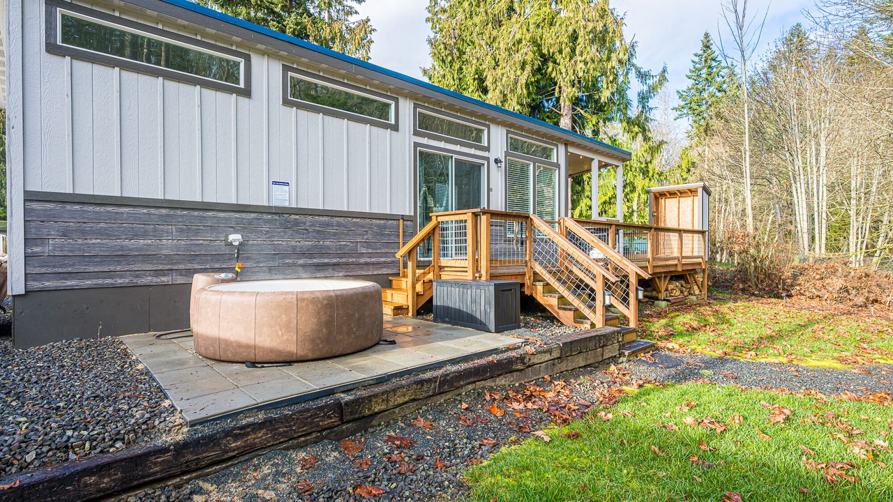 Photo of Patio Balcony in Port Angeles East