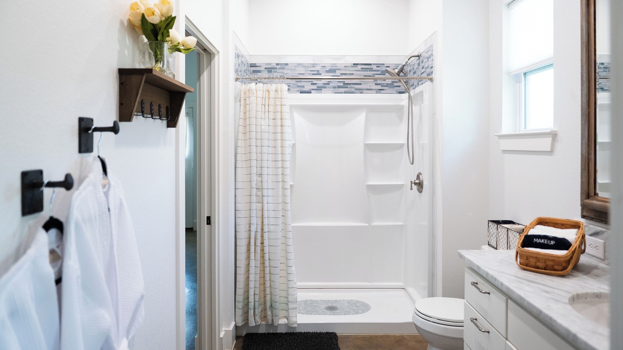 Photo of Bathroom in Era