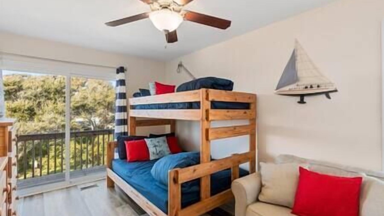 Photo of Bedroom in Ocean City Beach