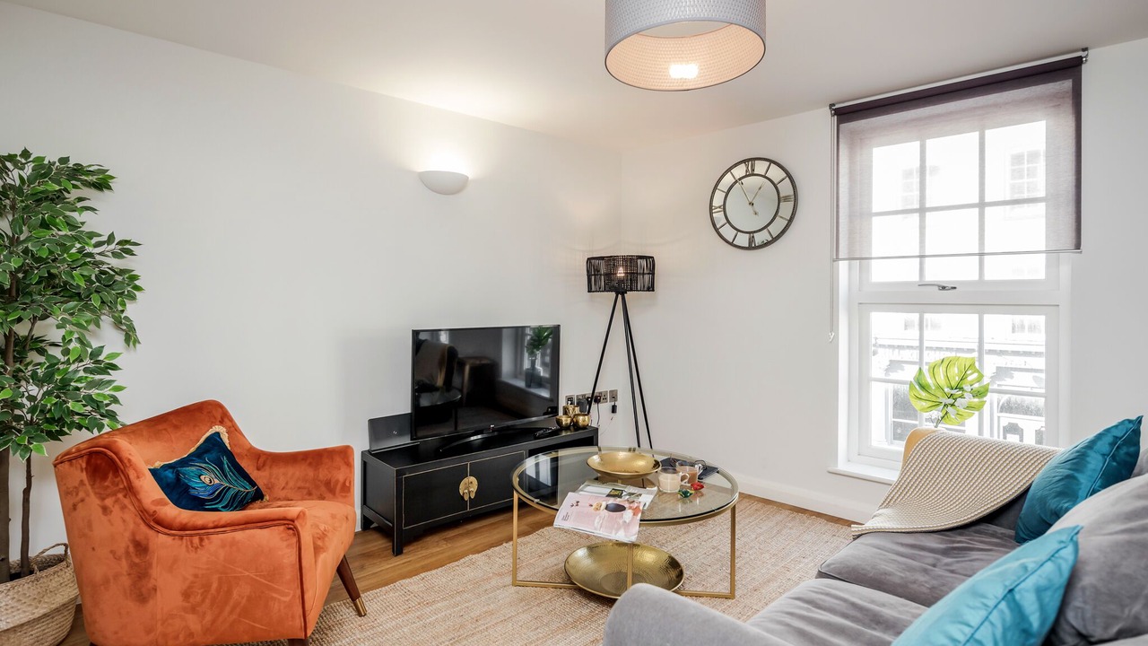 Photo of Livingroom in Windsor City Centre