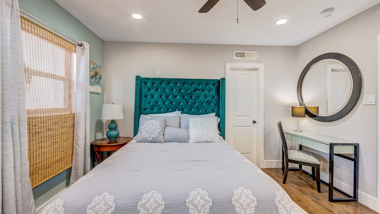 Photo of Bedroom in Old East Dallas