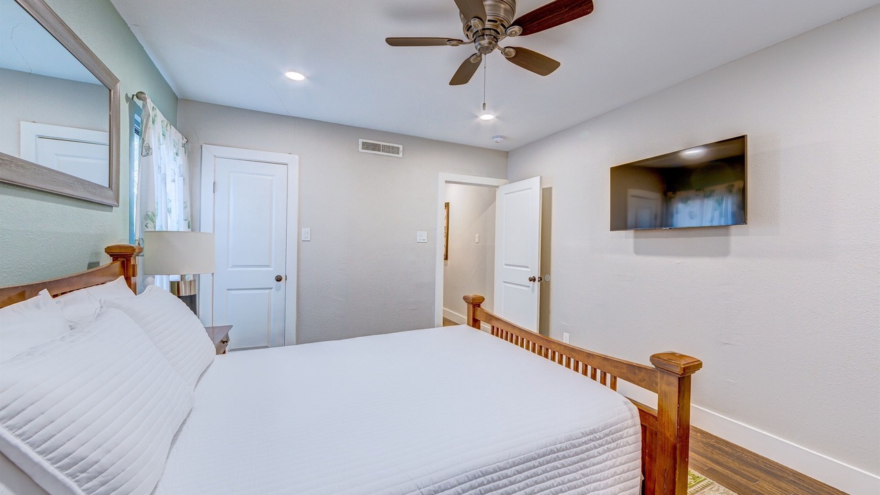 Photo of Bedroom in Old East Dallas