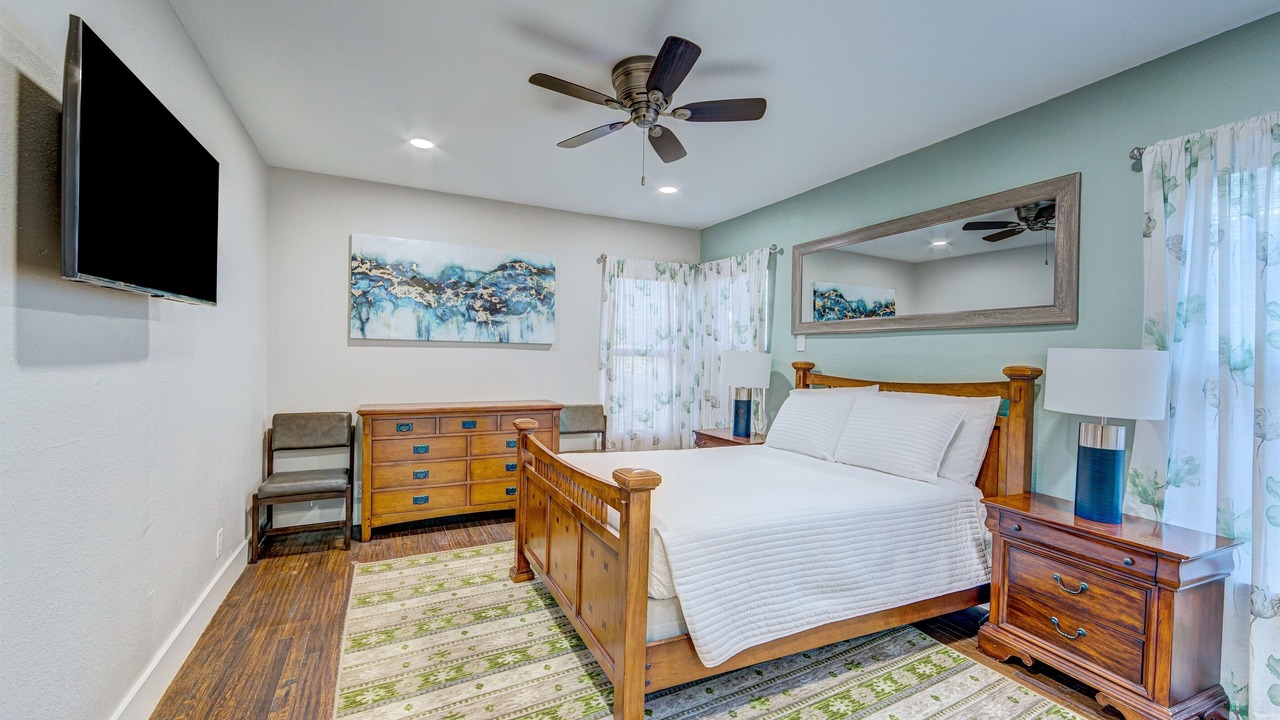 Photo of Bedroom in Old East Dallas