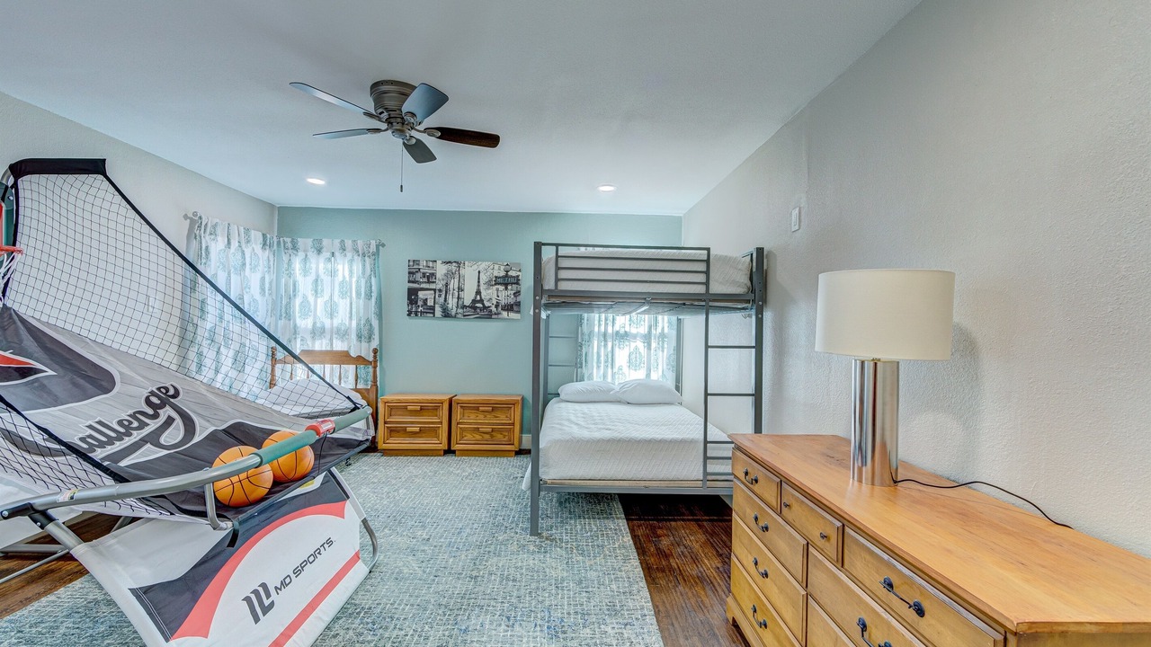 Photo of Bedroom in Old East Dallas