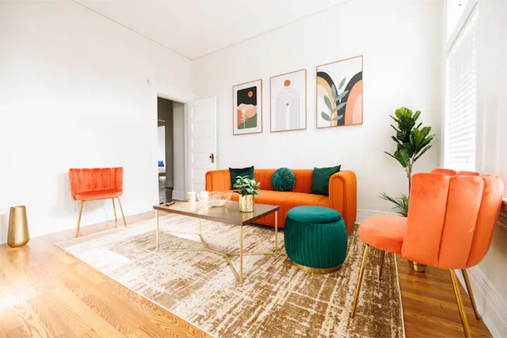 Photo of Livingroom in New Pathways