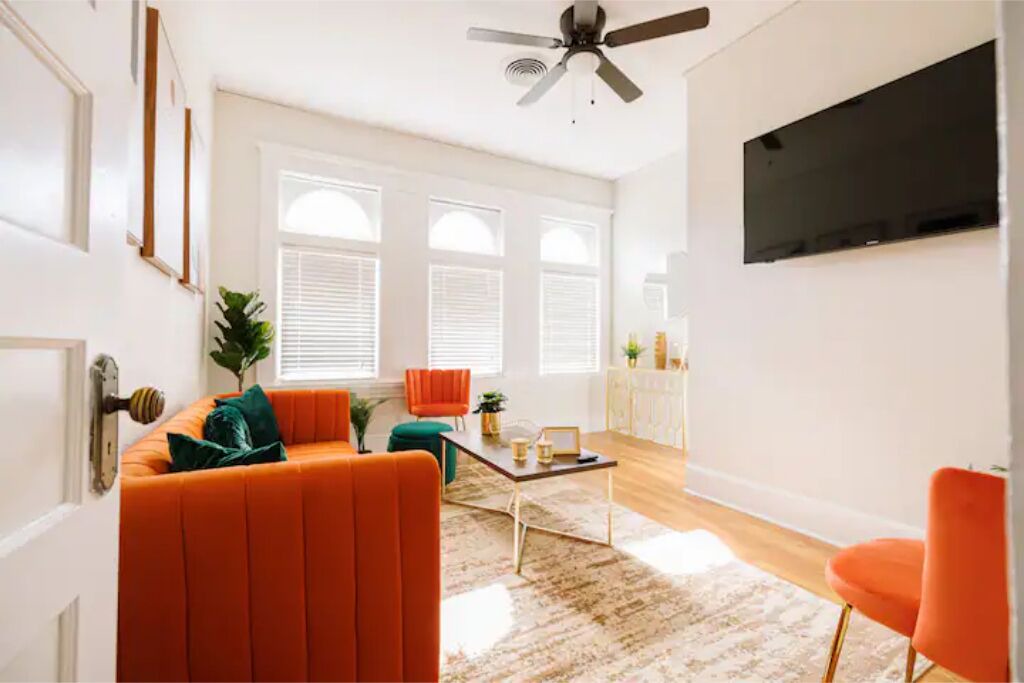 Photo of Livingroom in New Pathways