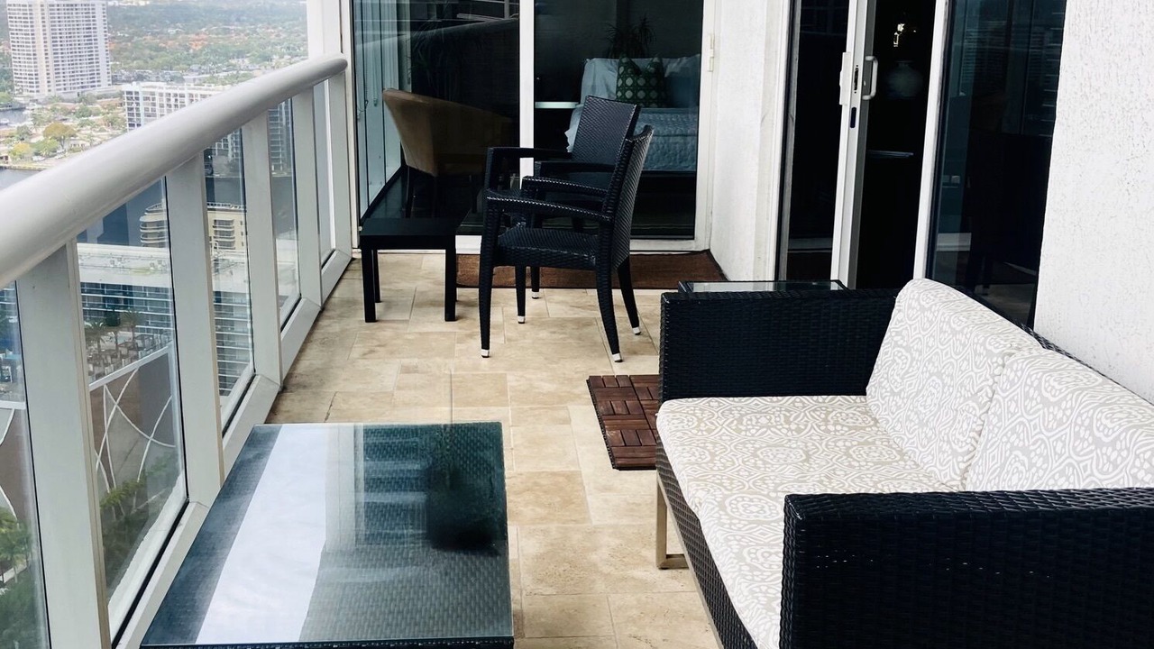 Photo of Patio Balcony in Hallandale Beach