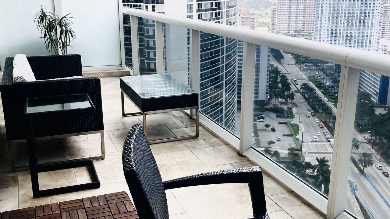 Photo of Patio Balcony in Hallandale Beach