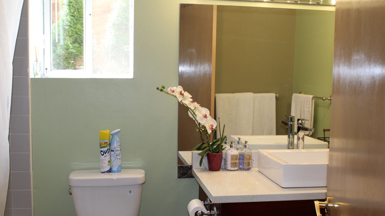 Photo of Bathroom in Mid-Beacon Hill