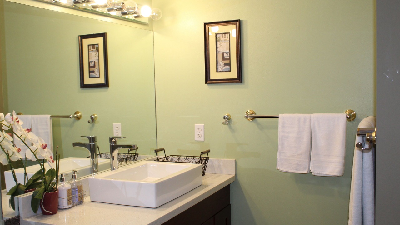 Photo of Others in Mid-Beacon Hill