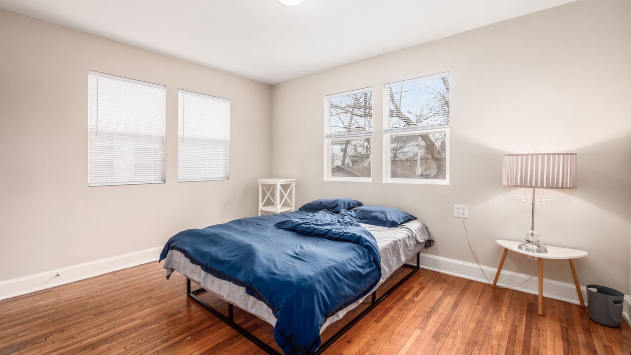 Photo of Bedroom in Old North Columbus