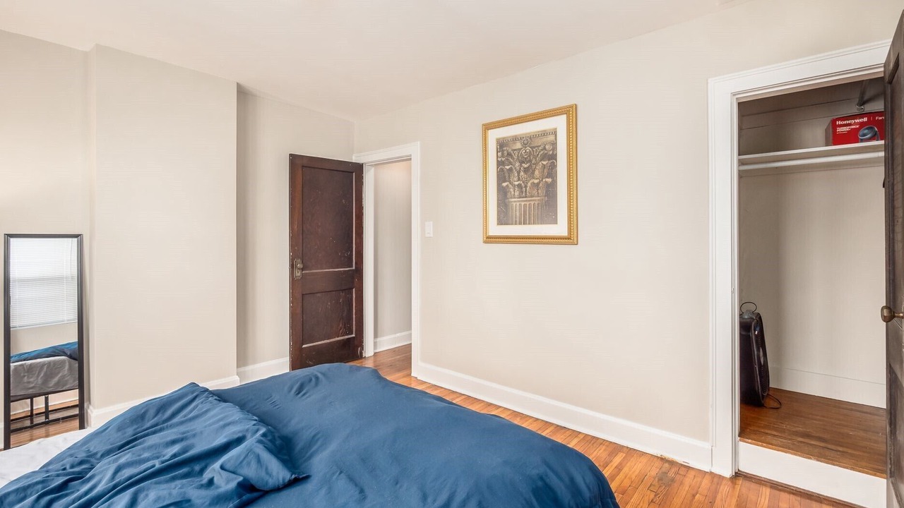 Photo of Bedroom in Old North Columbus