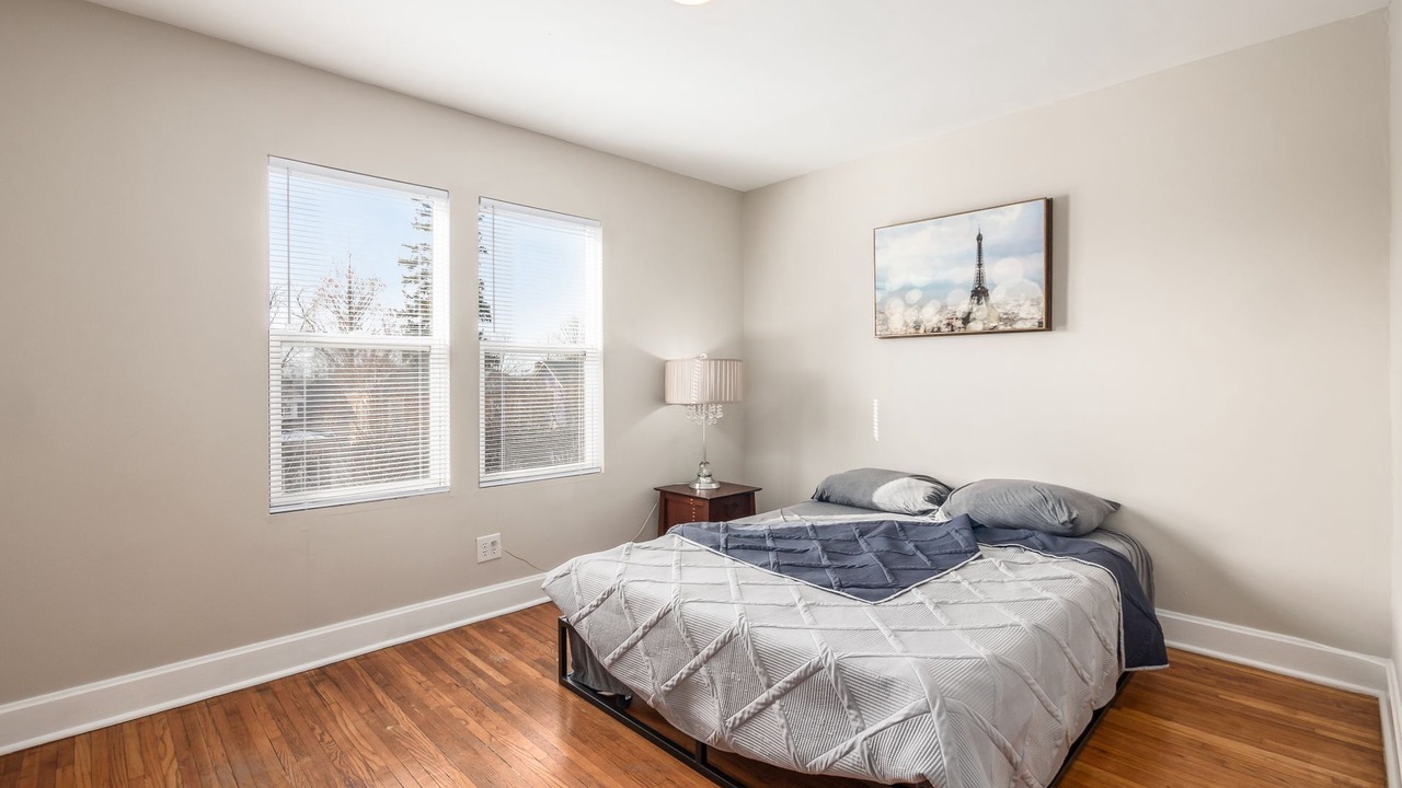 Photo of Bedroom in Old North Columbus