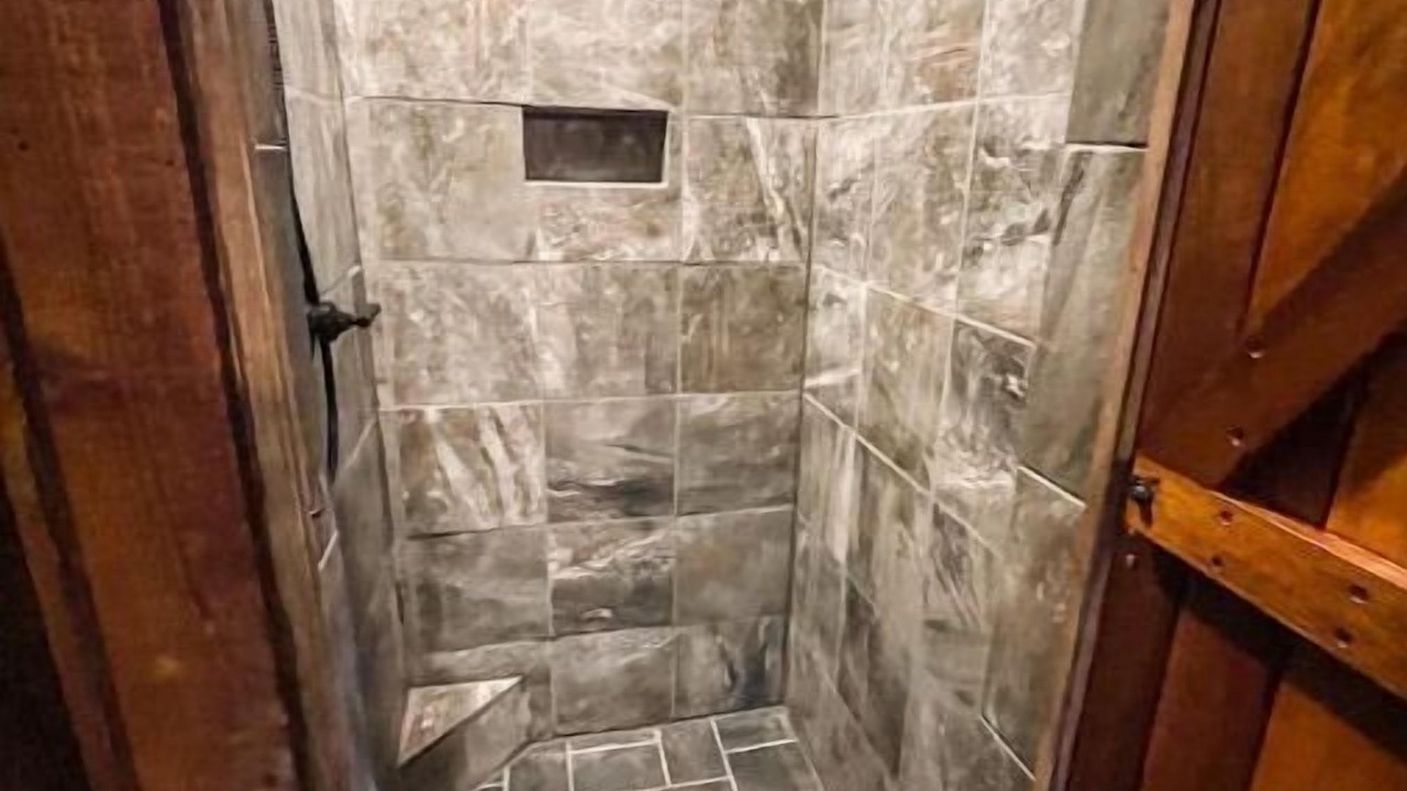 Photo of Bathroom in Batesville
