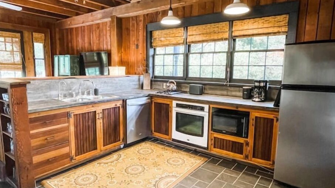 Photo of Kitchen in Batesville