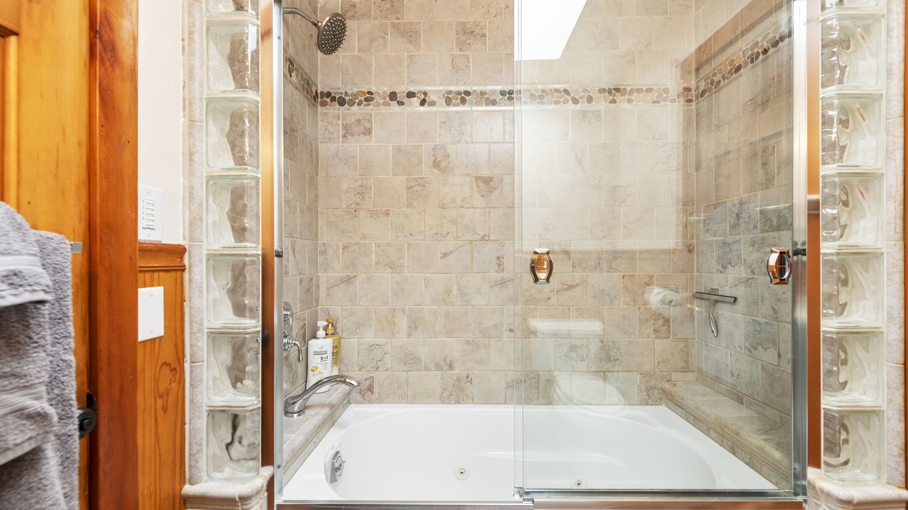 Photo of Bathroom in Cazadero