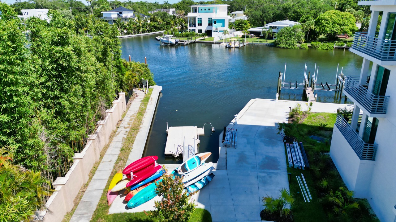 Photo of Others in Central Sarasota