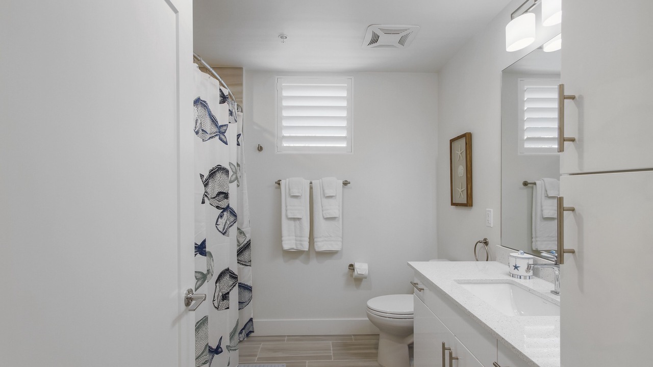 Photo of Bathroom in Central Sarasota