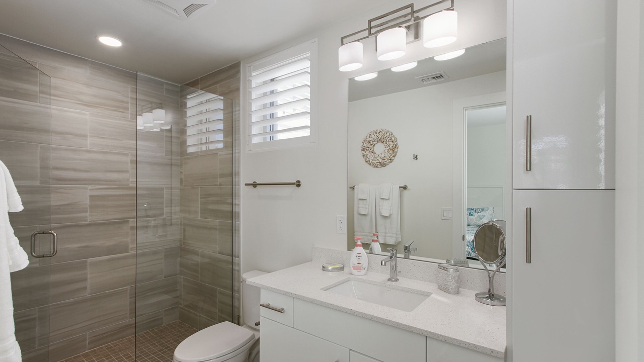 Photo of Bathroom in Central Sarasota