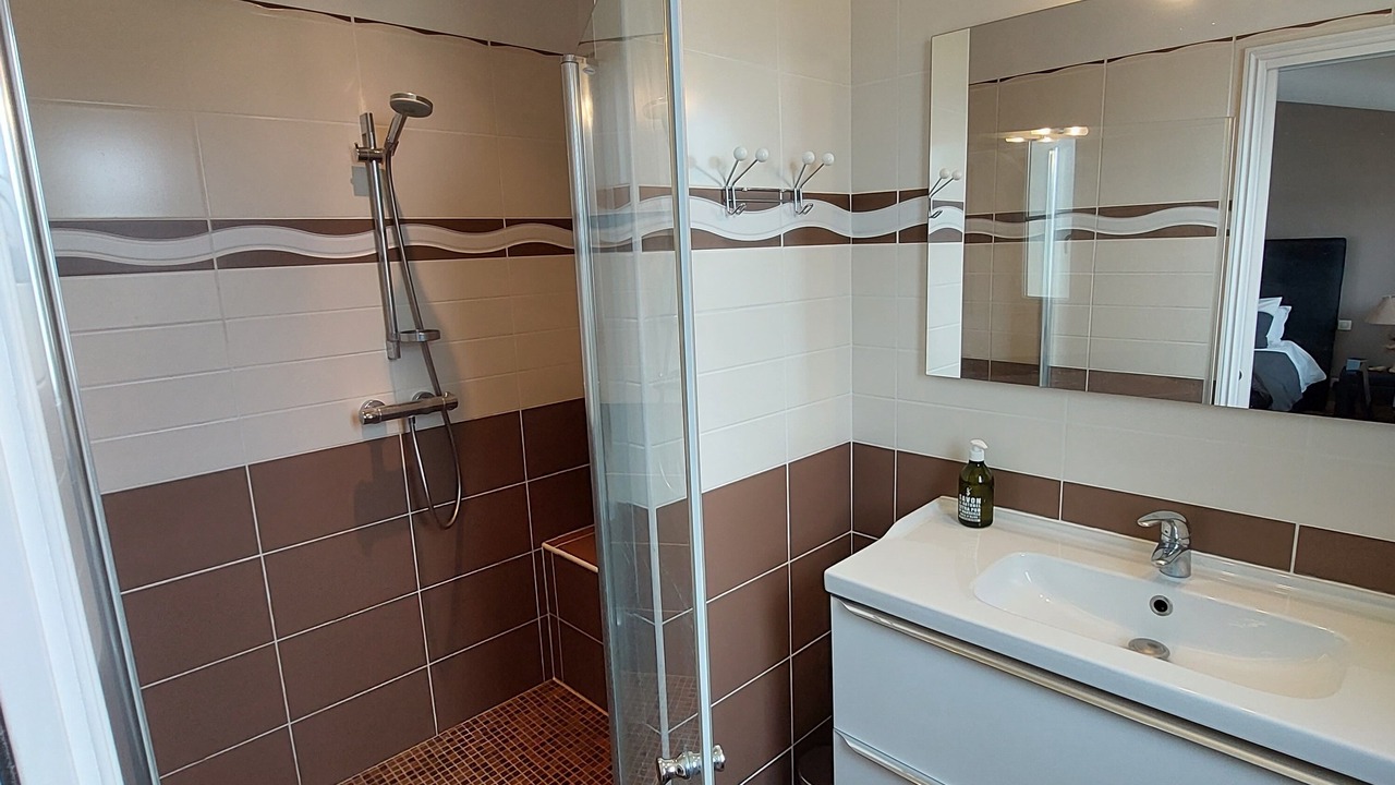 Photo of Bathroom in La Bree-les-Bains