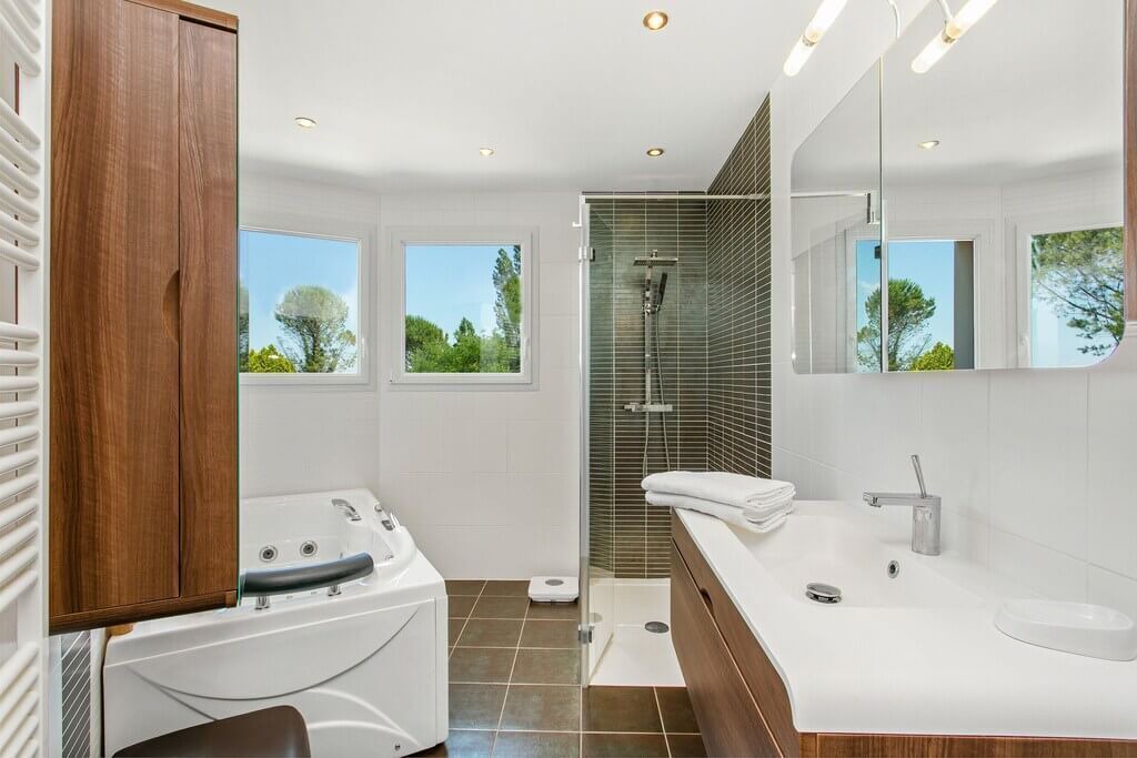 Photo of Bathroom in Combaillaux