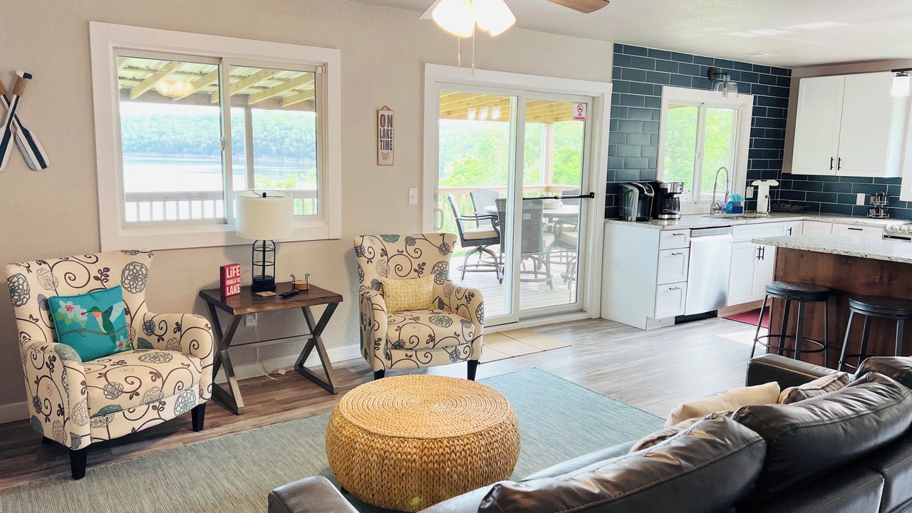 Photo of Livingroom in Shell Knob