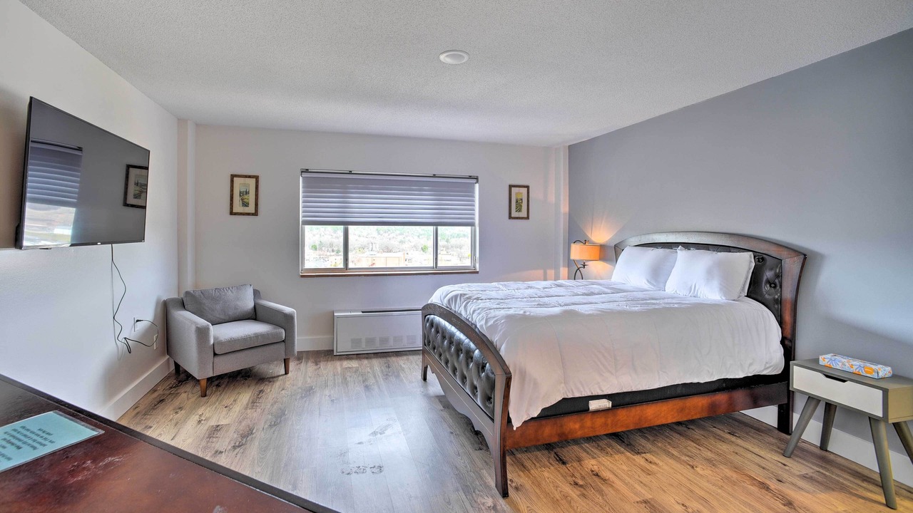 Photo of Others in Gadsden