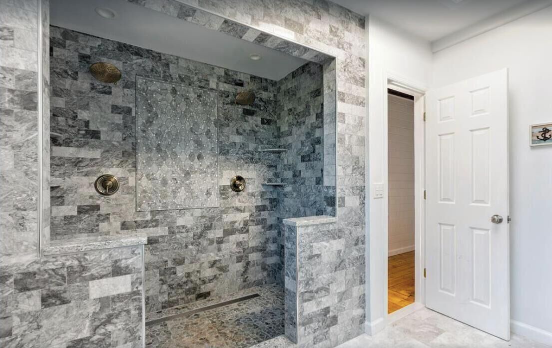 Photo of Bathroom in Ocean Bay Park