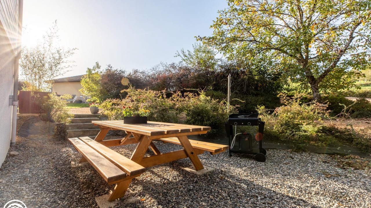 Photo of Outdoor in Marat