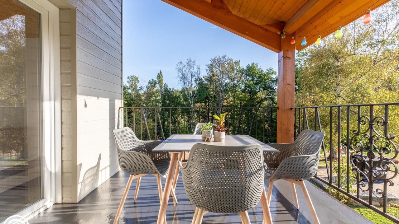 Photo of Outdoor in Marat