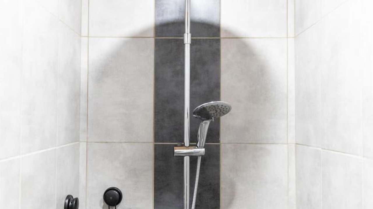 Photo of Bathroom in Plantades