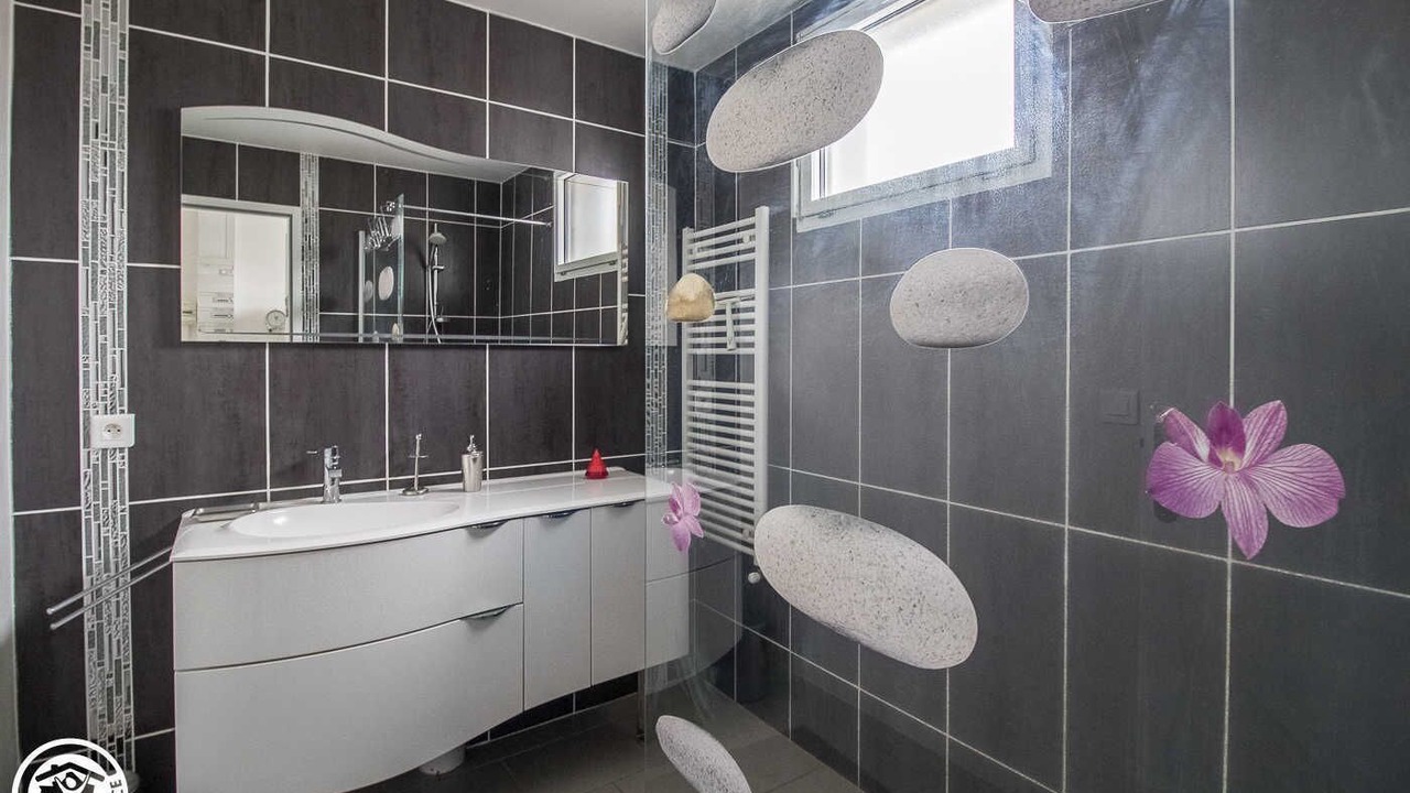 Photo of Bathroom in Olby