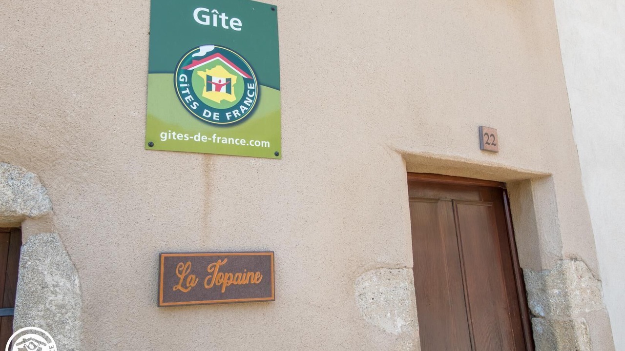 Photo of Outdoor in Usson