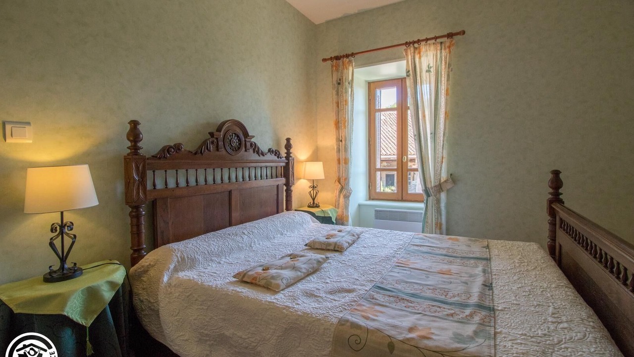 Photo of Bedroom in Usson