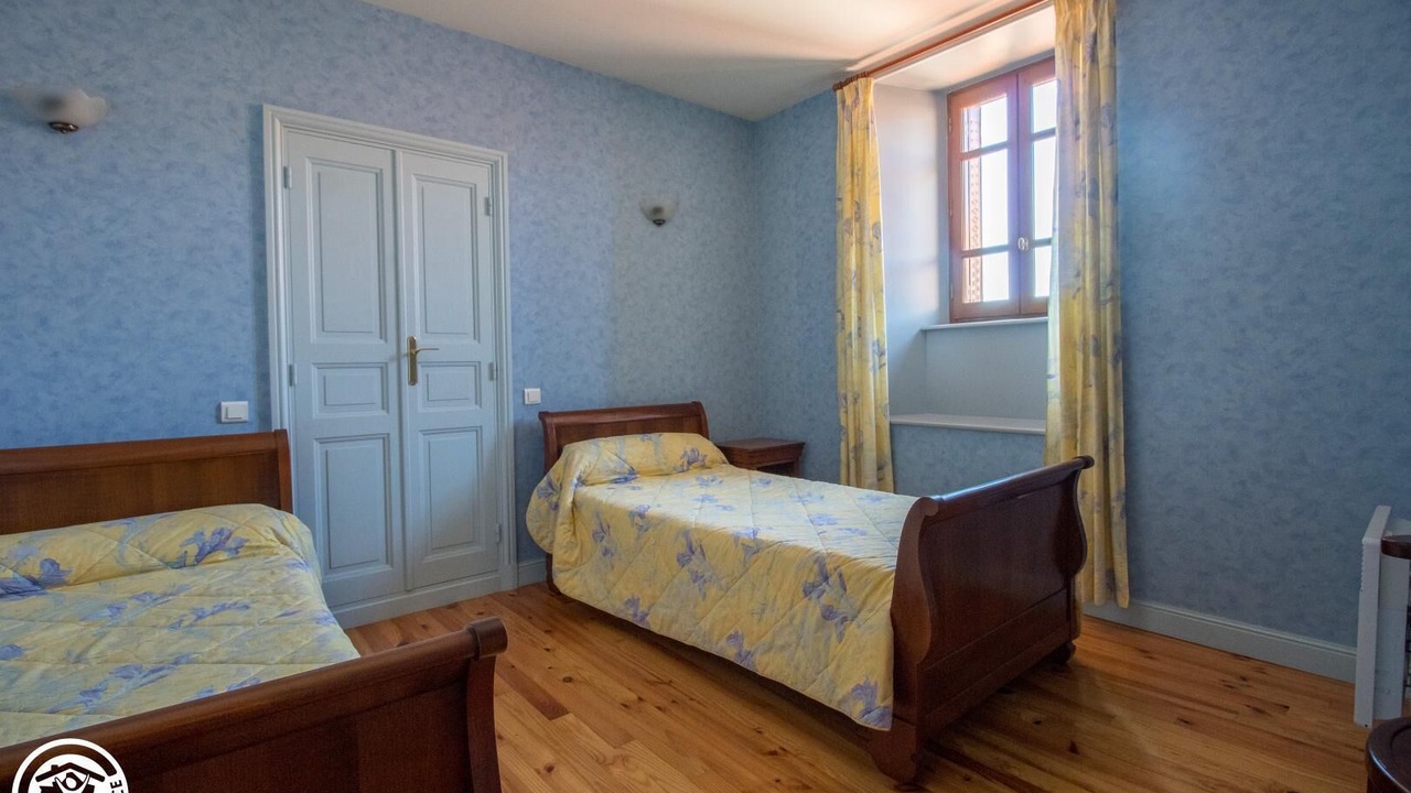 Photo of Bedroom in Usson