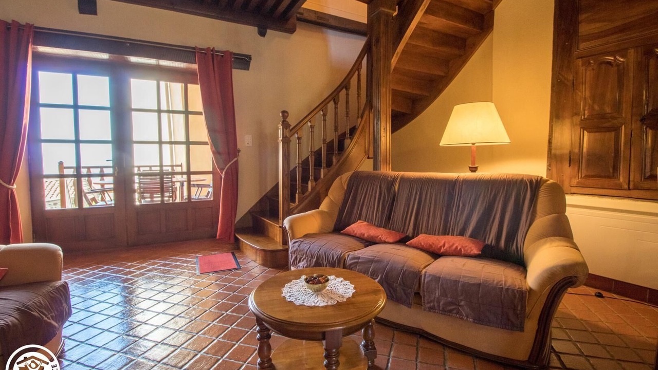 Photo of Livingroom in Usson