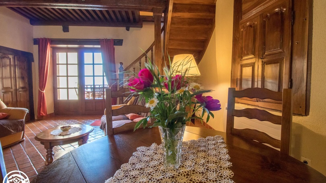 Photo of Others in Usson