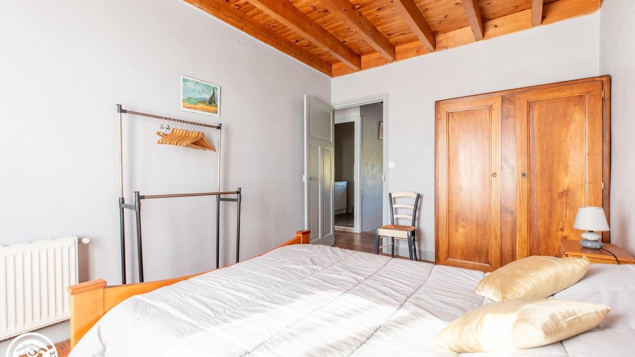 Photo of Bedroom in Saint-Romain