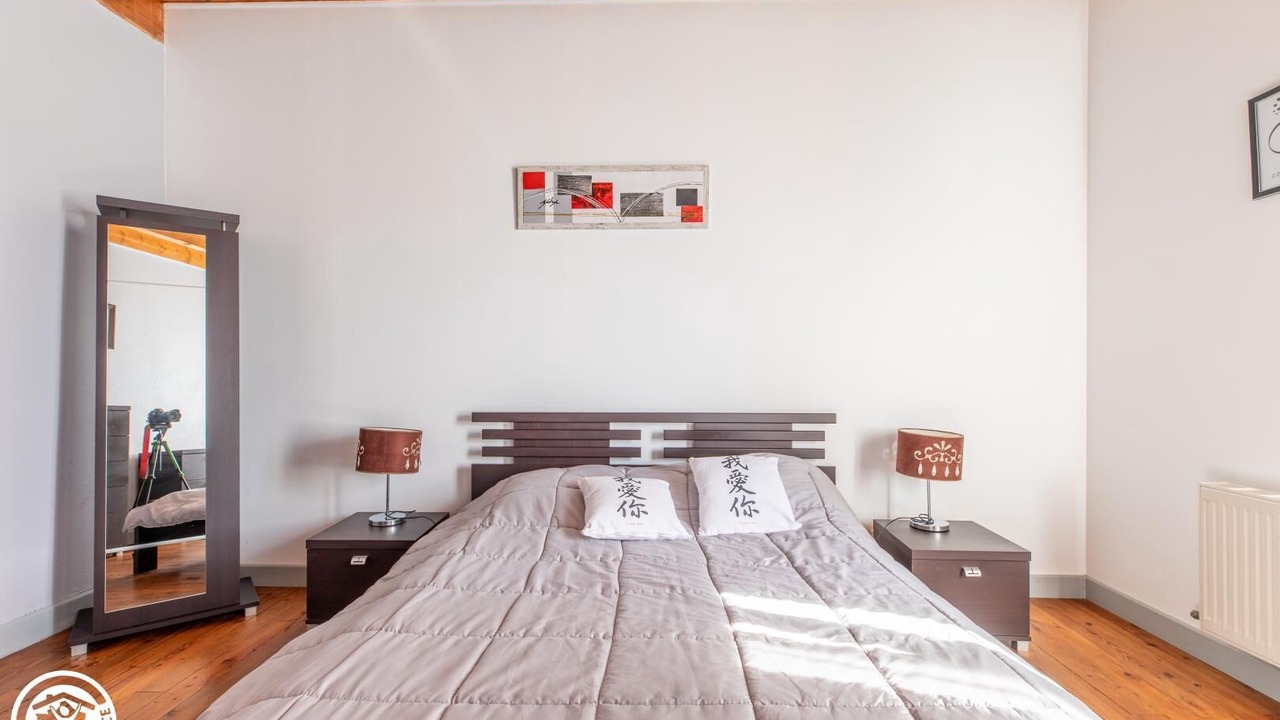 Photo of Bedroom in Saint-Romain